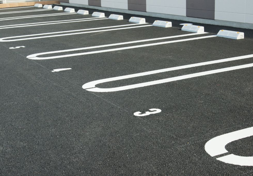 広い駐車場があります。