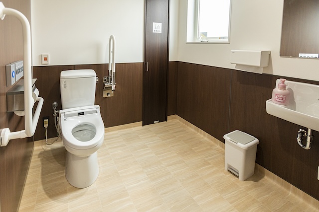 多目的トイレ<br>（男女それぞれ）